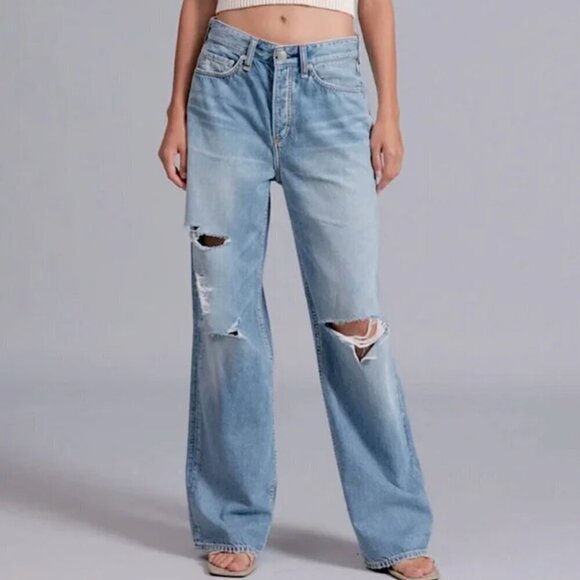 rag & bone Denim - rag & bone | Logan Mid-Rise Distressed Wide Leg Jeans in Vandam - Size 28
